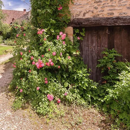In Dordogne Near Lascaux Cave * Les Eyzies